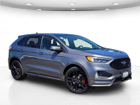 Used 2022 Ford Edge ST w/ Equipment Group 401A AWD/4WD image 2