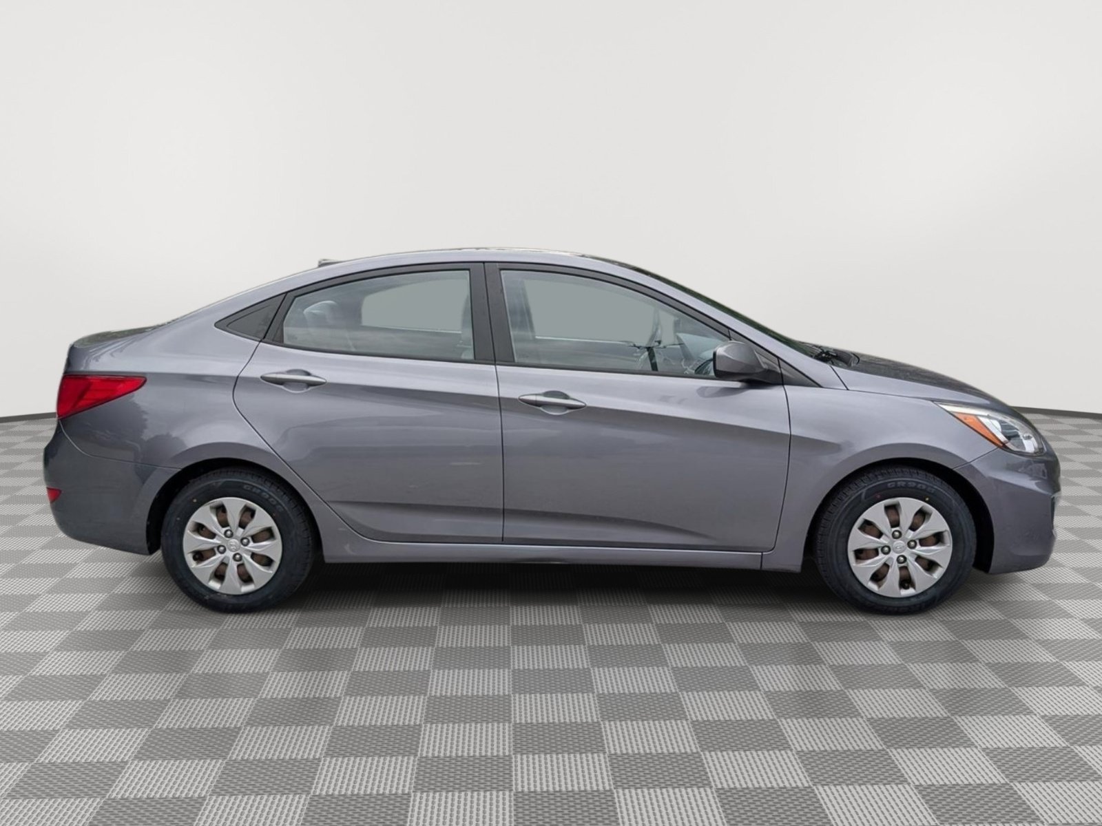 Used 2016 Hyundai Accent SE w/ Option Group 02 FWD image 6