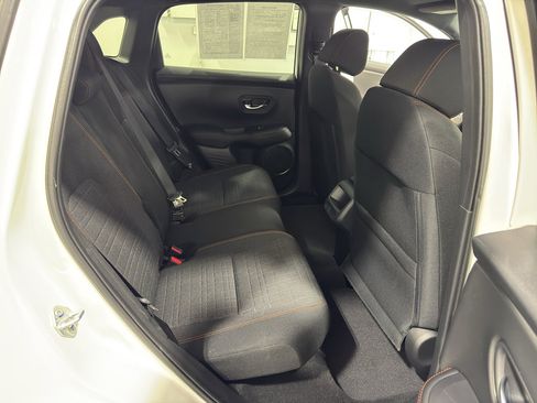 Used 2025 Honda HR-V Sport image 44