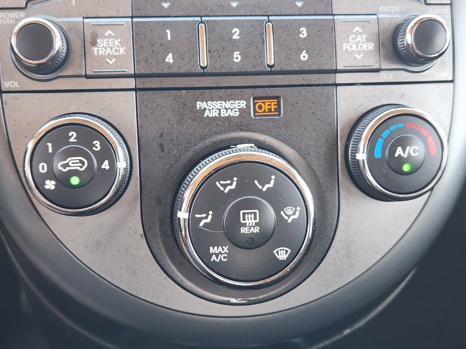Used 2011 Kia Soul + w/ Audio Pkg FWD image 23