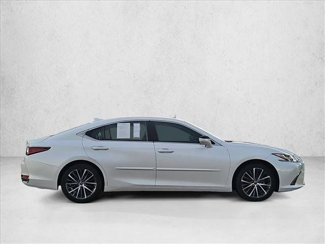 Used 2023 Lexus ES 250 w/ Premium Package AWD/4WD image 4