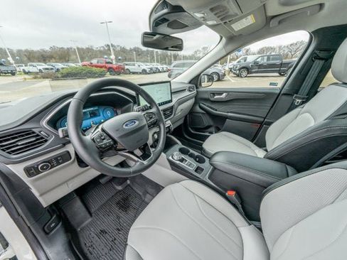 New 2026 Ford Escape Platinum w/ Premium Technology Package image 31