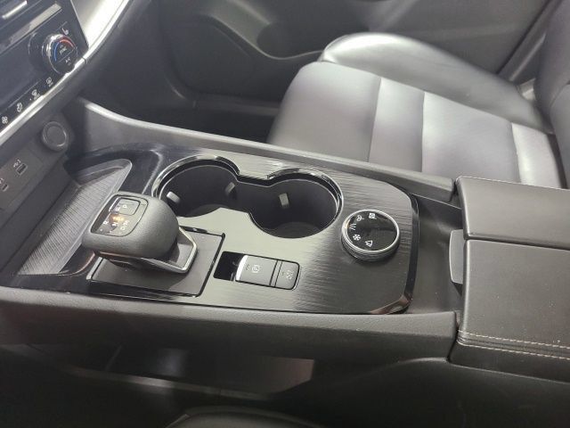 Used 2021 Nissan Rogue SV w/ Premium Package AWD/4WD image 30