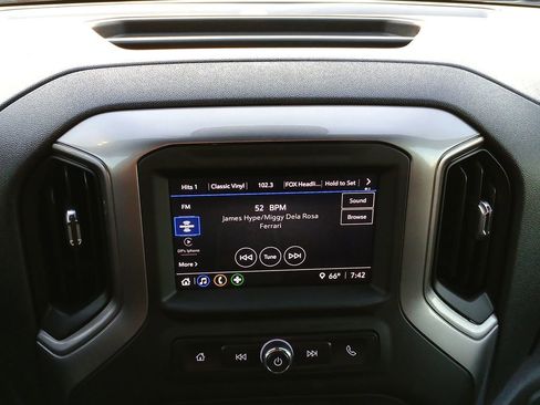 Used 2024 Chevrolet Silverado 1500 Custom w/ Turbomax Blackout Package image 13