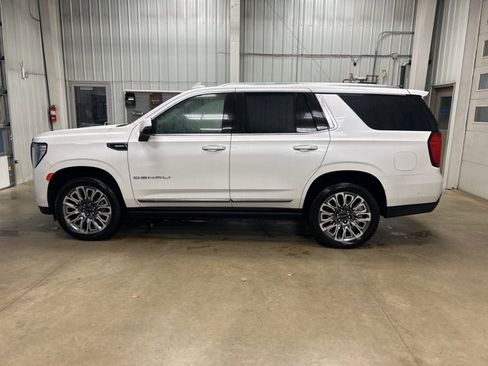 Used 2024 GMC Yukon Denali Ultimate image 8