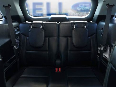 Certified 2022 Ford Explorer XLT w/ Equipment Group 202A AWD/4WD image 18