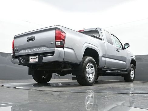 Used 2019 Toyota Tacoma SR w/ SR Convenience Package image 23