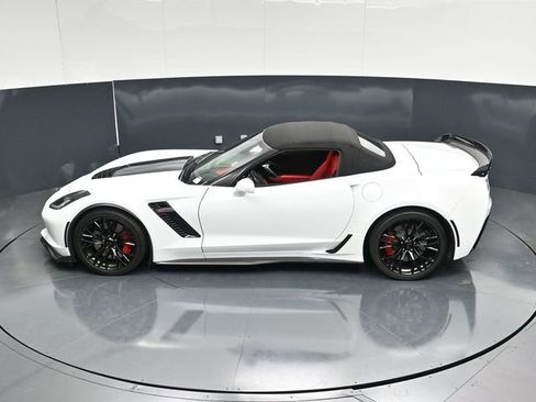 Used 2019 Chevrolet Corvette Z06 RWD image 40