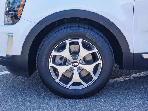 Used 2021 Kia Telluride EX FWD image 10