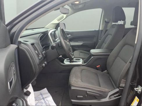 Used 2019 Chevrolet Colorado LT w/ LT Convenience Package image 23