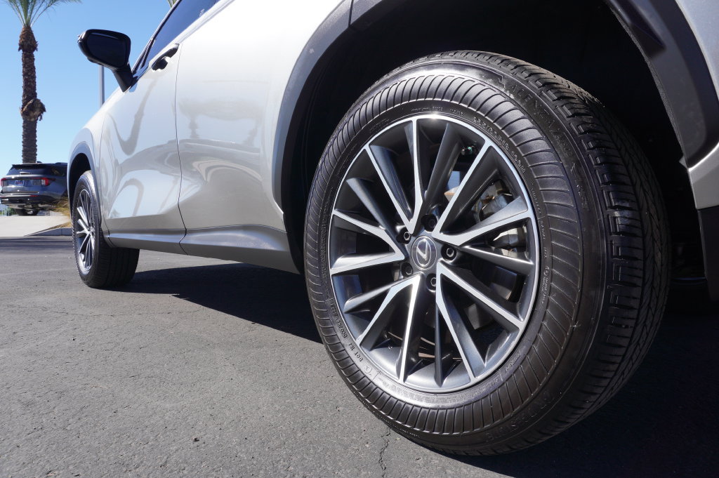 Used 2024 Lexus NX 350 AWD w/ Vision Package image 6