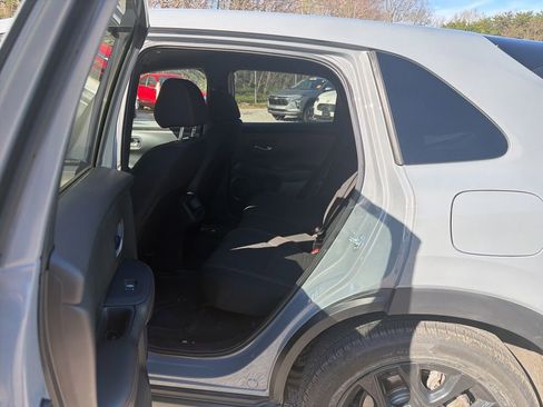 Used 2025 Honda HR-V Sport image 10