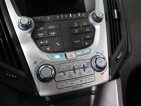 Used 2015 Chevrolet Equinox LT image 31