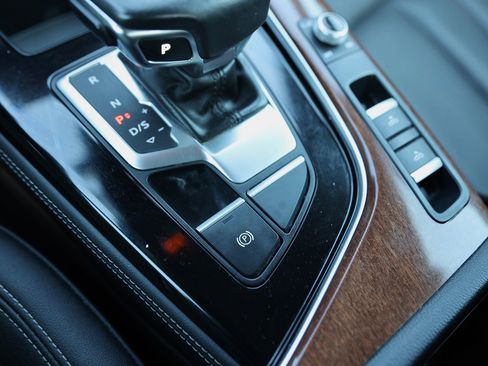 Used 2022 Audi A5 2.0T Premium Plus w/ Premium Plus image 40