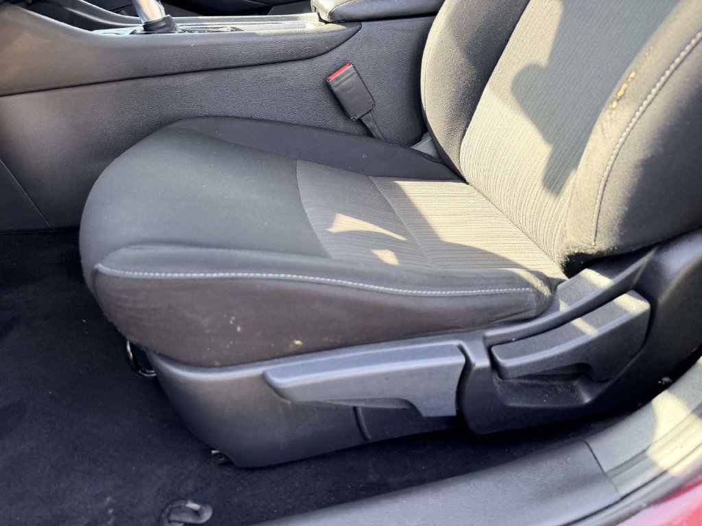 Used 2024 Nissan Sentra SV FWD image 14