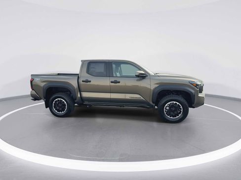 New 2026 Toyota Tacoma TRD Off-Road image 9
