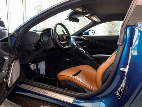 Used 2024 Ferrari Roma image 22