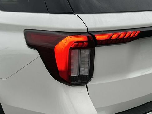 New 2026 Ford Explorer ST-Line w/ Premium Package image 11