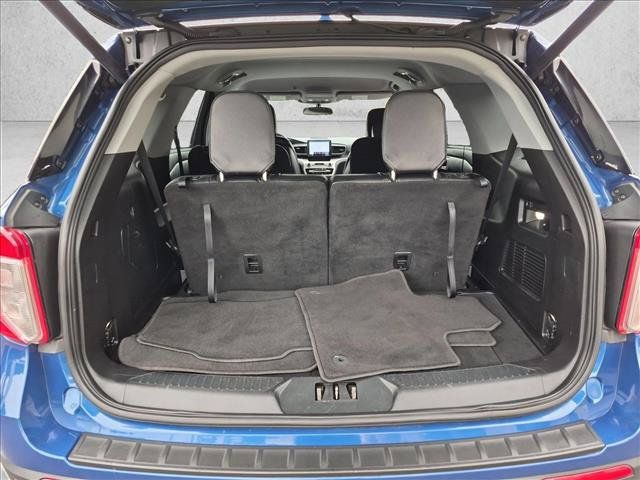 Used 2020 Ford Explorer XLT w/ Equipment Group 202A RWD image 6