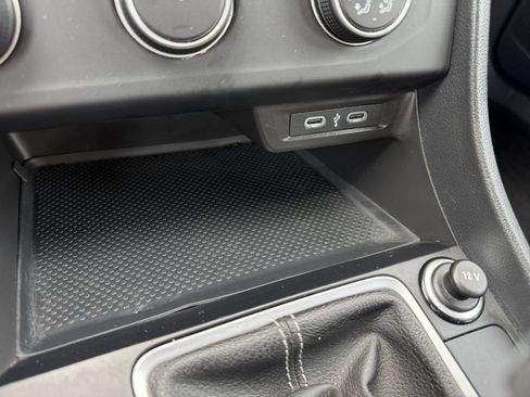 Used 2024 Volkswagen Jetta S FWD image 35
