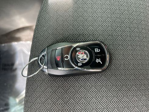 Used 2025 Buick Encore GX Preferred image 18