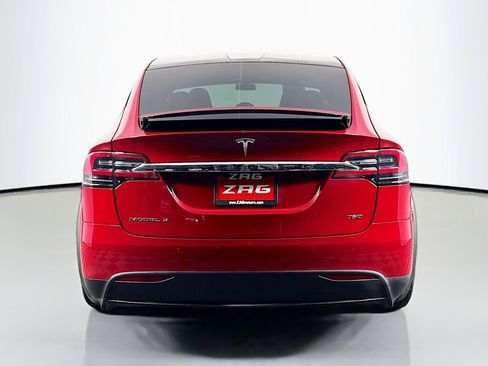 Used 2018 Tesla Model X 75D image 5