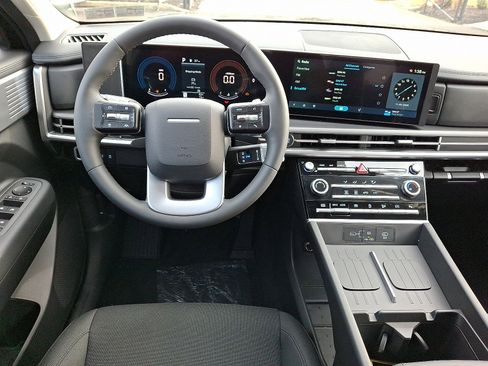 Certified 2026 Hyundai Santa Fe SE AWD/4WD image 10
