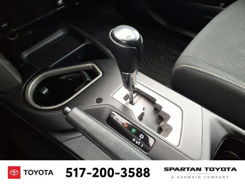 Used 2018 Toyota RAV4 XLE image 20
