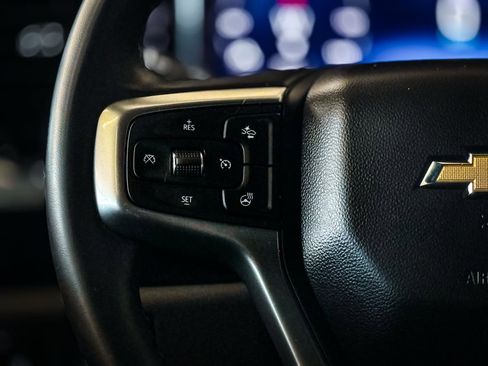 Used 2024 Chevrolet Silverado 1500 LT image 40