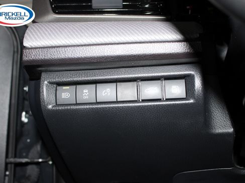 Used 2025 Toyota Camry SE FWD image 29