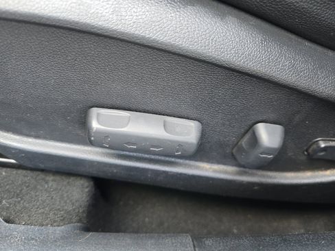 Used 2013 Hyundai Elantra GT w/ Style Pkg image 12