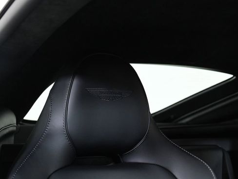 New 2026 Aston Martin V8 Vantage image 17