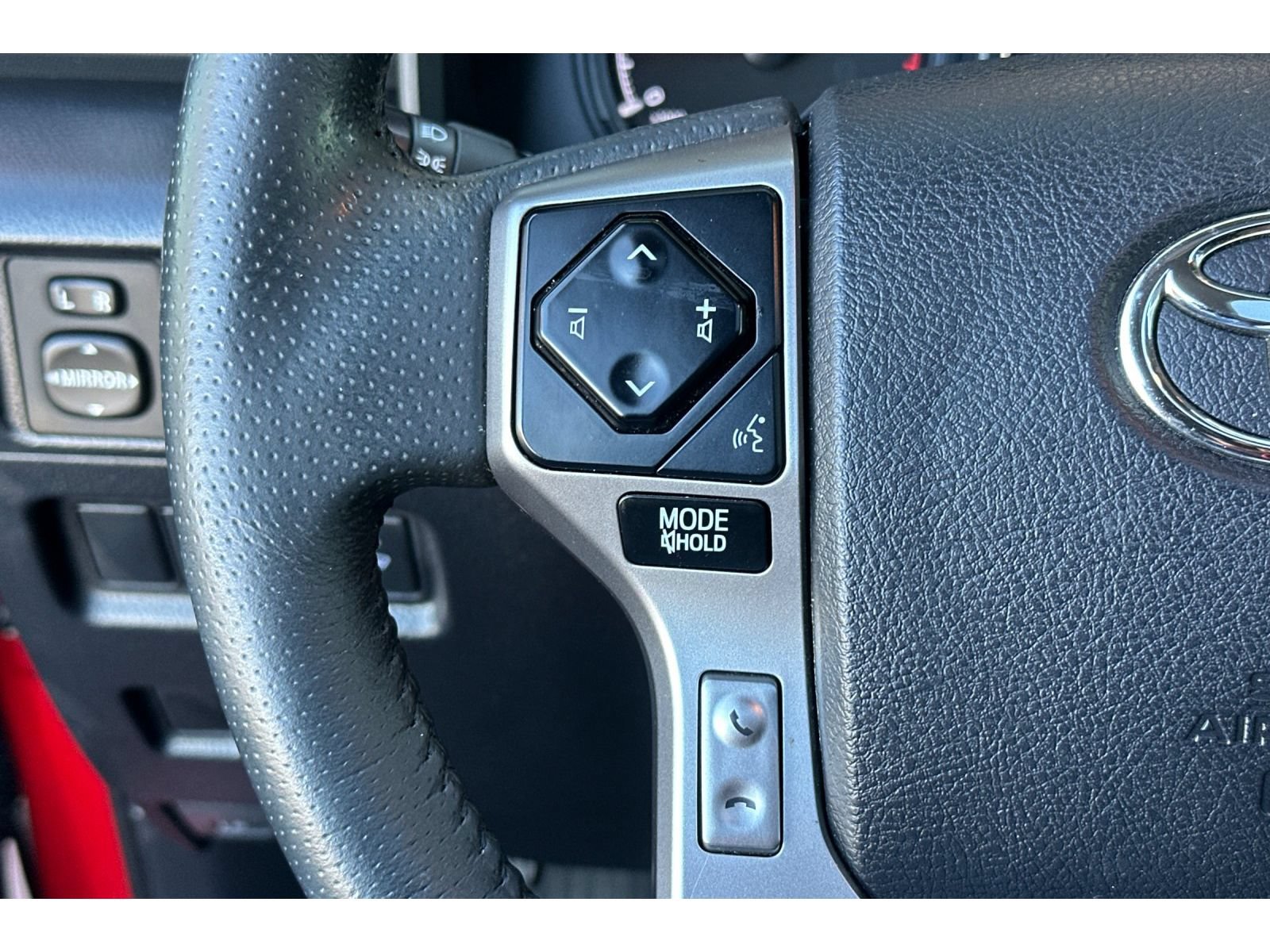 Certified 2022 Toyota 4Runner SR5 Premium w/ Moonroof Package AWD/4WD image 29