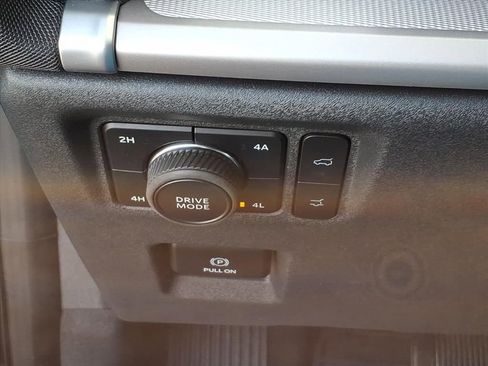 Used 2025 Ford Expedition Max Active image 16