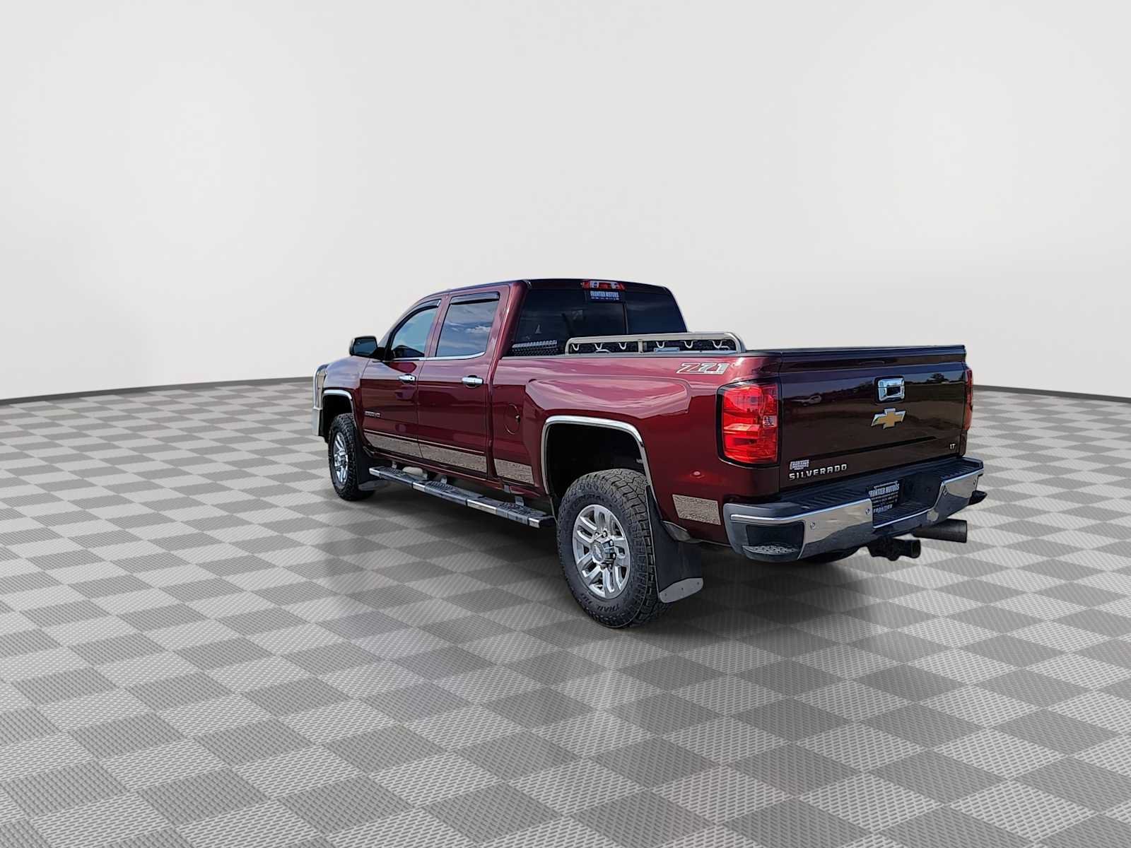 Used 2017 Chevrolet Silverado 2500 LT w/ LT Fleet Convenience Package AWD/4WD image 6