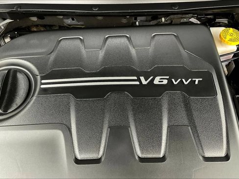 Used 2021 Jeep Cherokee Limited w/ Elite Package AWD/4WD image 27