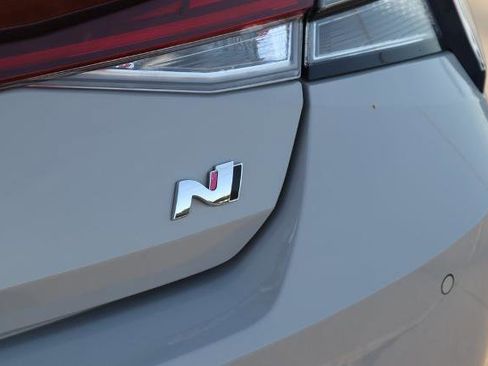 Used 2022 Hyundai Elantra N image 8