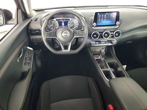 Used 2024 Nissan Sentra SR w/ Lighting Package image 14