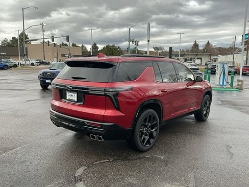 Used 2024 Chevrolet Traverse RS w/ LPO, Floor Liner Package image 3