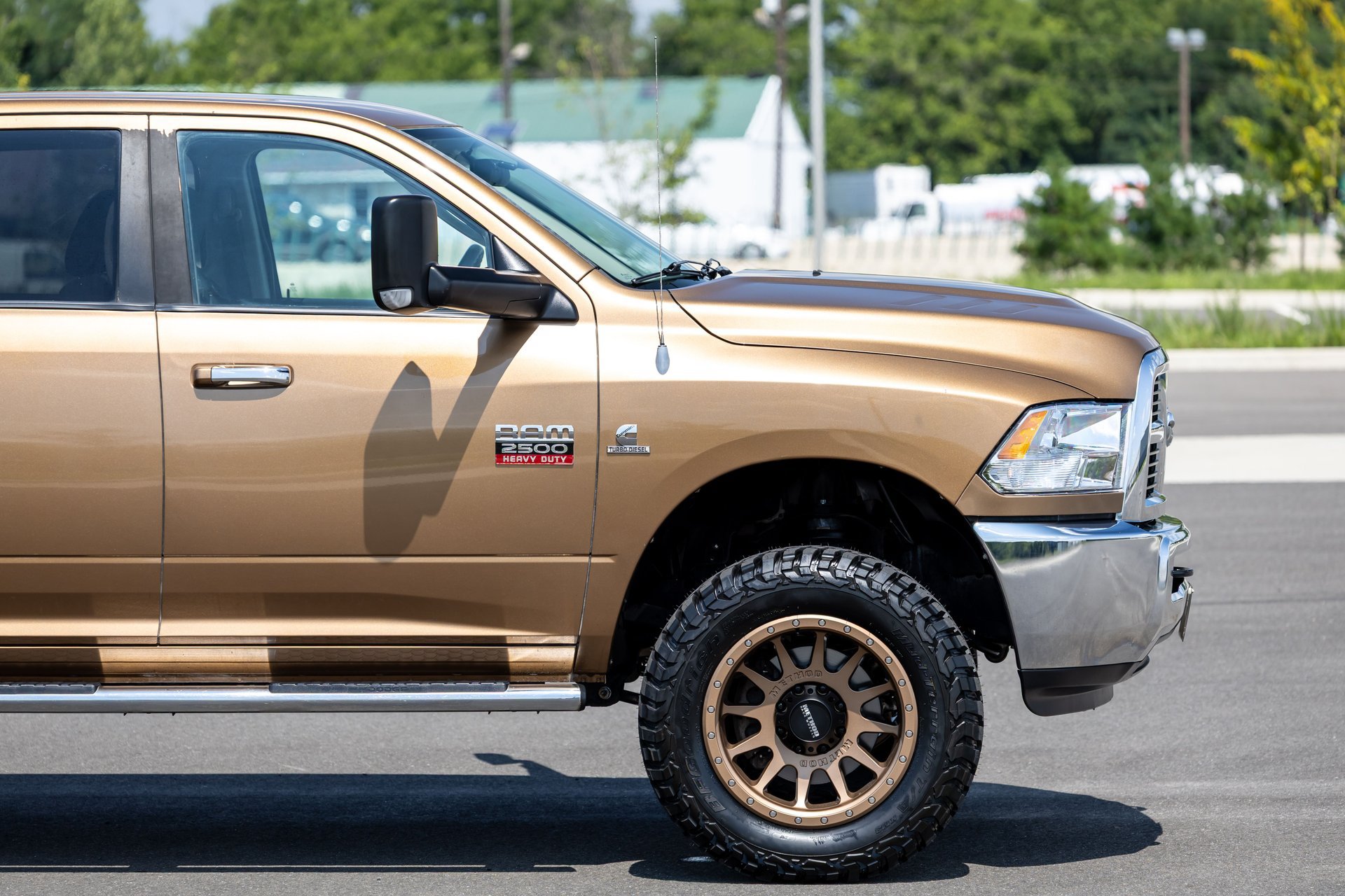Used 2011 RAM 2500 SLT AWD/4WD image 9