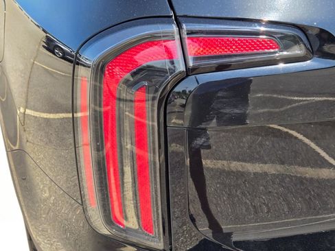 Certified 2024 Kia Telluride SX X-Pro AWD/4WD image 11
