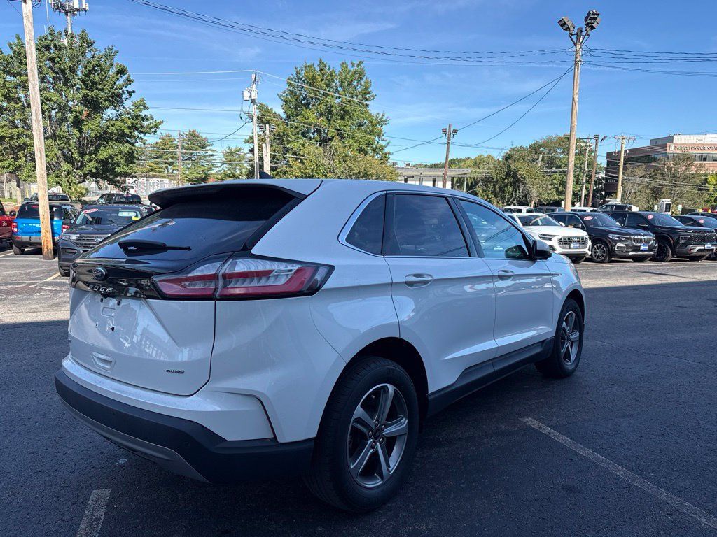 Used 2023 Ford Edge SEL w/ Convenience Package AWD/4WD image 5