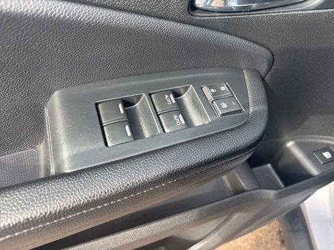 Used 2022 Honda Pilot Sport image 14