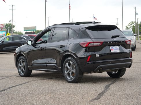 Used 2024 Ford Escape ST-Line w/ Tech Pack #1 AWD/4WD image 6