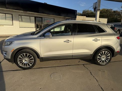 Used 2015 Lincoln MKC AWD 4dr w/ Equipment Group 102A Reserve image 4