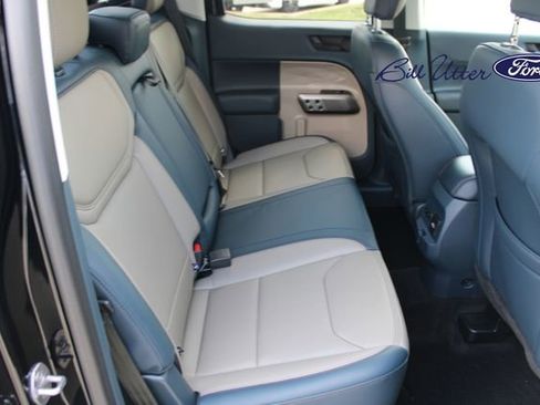 New 2025 Ford Maverick Lariat image 9