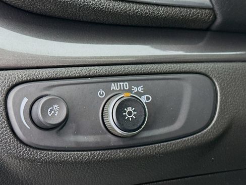 Used 2019 Buick Encore Preferred FWD image 10