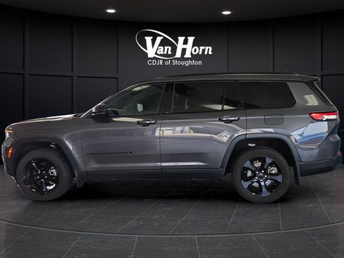 Used 2023 Jeep Grand Cherokee L Laredo AWD/4WD image 4