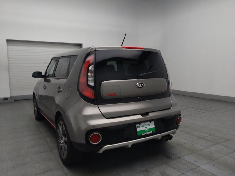 Used 2019 Kia Soul ! FWD image 5