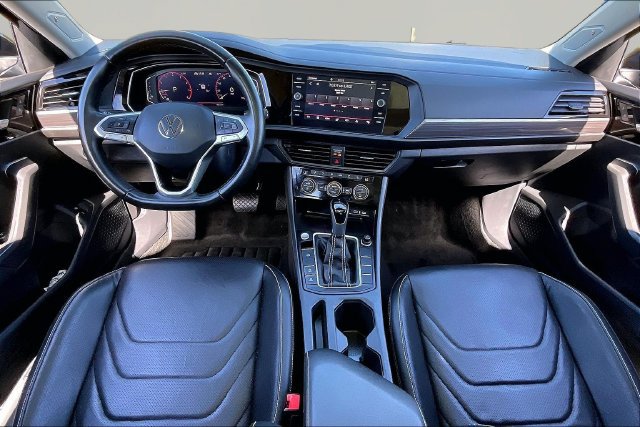 Used 2024 Volkswagen Jetta SEL FWD image 7